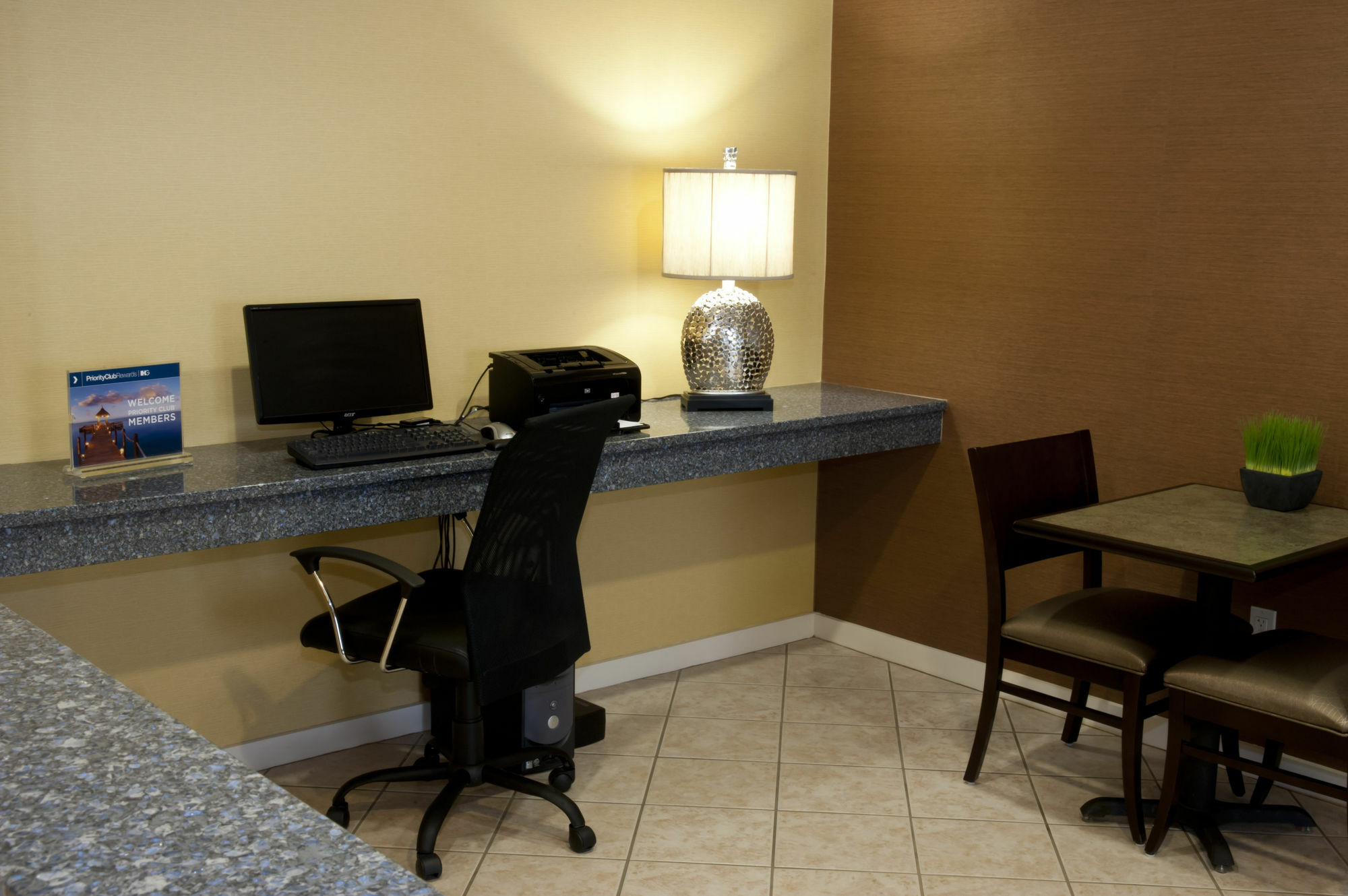 Holiday Inn Express Hotel & Suites North Conway By Ihg Exterior foto